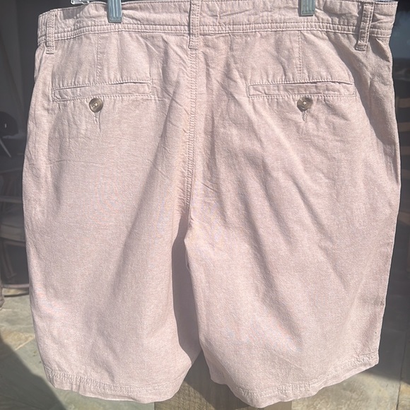 14th & UNION SLIM SHORTS -NWT- MENS TAN/BEIGE 36 - Picture 3 of 4